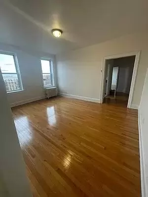 39-25 65th St #6D, New York, NY 11377