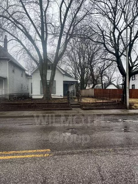 2509 E 10th St, Indianapolis, IN 46201