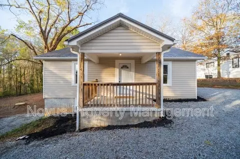 902 Rome St #A, Carrollton, GA 30117