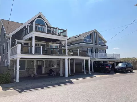24 Buffalo Ave #UPPER, East Atlantic Beach, NY 11561