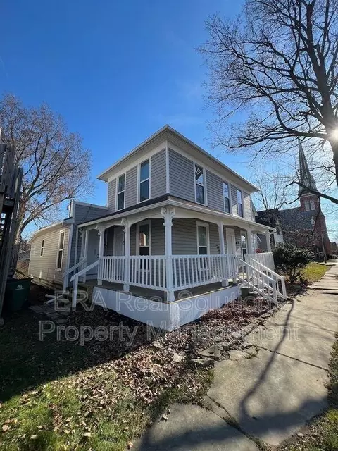 122 S Walnut St #C, Marysville, OH 43040