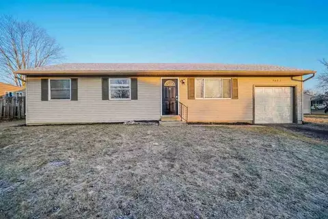 8606 Canyon Cove Rd, Galloway, OH 43119