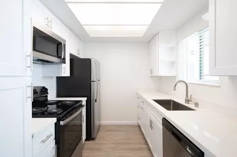 2636 Grand Ave, San Diego, CA 92109