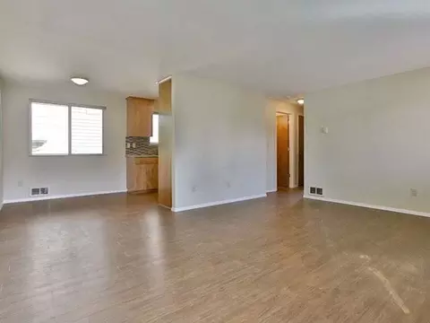 3541 SE Yamhill St, Portland, OR 97214