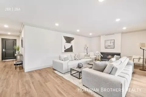 821 3rd St #308, Santa Monica, CA 90403