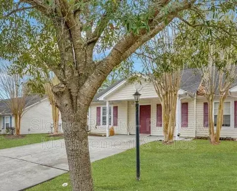 7883 Park Gate Dr, North Charleston, SC 29418