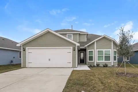 1317 Woodwinds Dr, Fort Worth, TX 76140