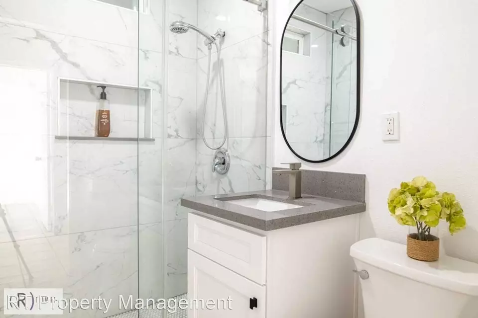 438 W 9th St, Pomona, CA 91766 23 Photos Movoto