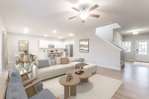 3313 SE Lilac Creek Trl, Gainesville, GA 30507