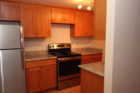 6526 Rainier Ave S #4, Seattle, WA 98118