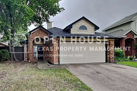 6928 Brixham Dr, North Richland Hills, TX 76182