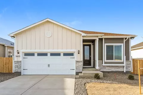 9453 Yampa Ct, Commerce City, CO 80022
