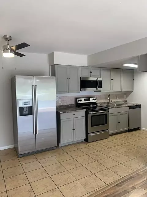 730 Ohio Pike #22, Cincinnati, OH 45245