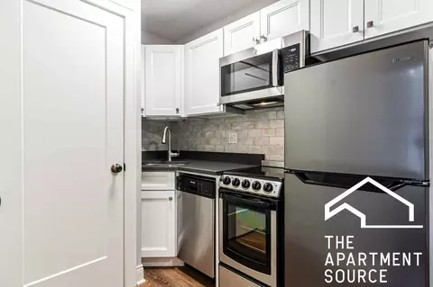 640 W Wrightwood Ave #412, Chicago, IL 60614