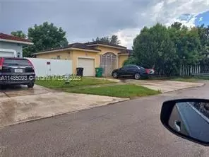 12426 SW 214th Ter, Miami, FL 33177
