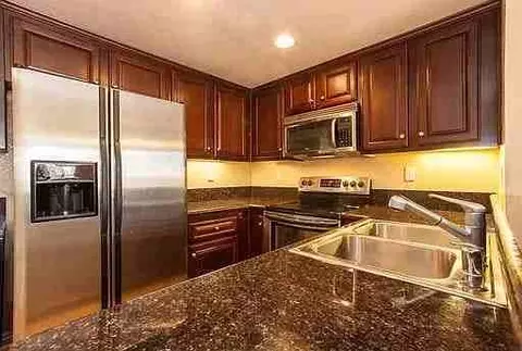 3935 Nobel Dr #117, San Diego, CA 92122