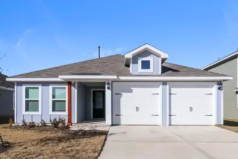 1313 Woodwinds Dr, Fort Worth, TX 76140