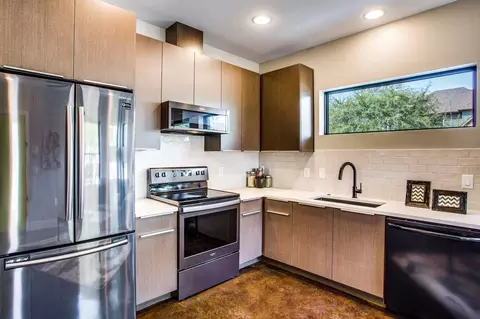 3137 Lubbock Ave, Fort Worth, TX 76109