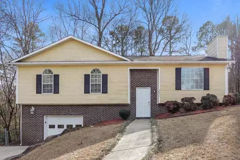 5811 Willow Crest Dr, Pinson, AL 35126