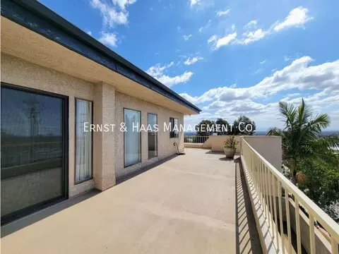 2755 E Hill St, Signal Hill, CA 90755
