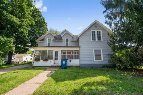 904 12 Clay St, Cedar Falls, IA 50613