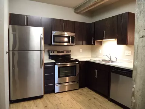 13 1st Ave SW #502, Minot, ND 58701