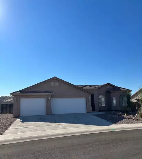 2826 Quail Song Ln, Bullhead City, AZ 86429