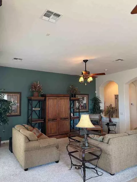 1484 Aztec Cv, Bullhead City, AZ 86429