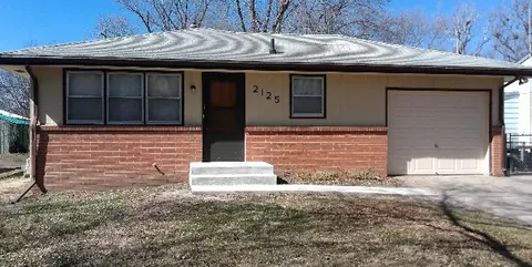 2125 Griffith St, Lincoln, NE 68503
