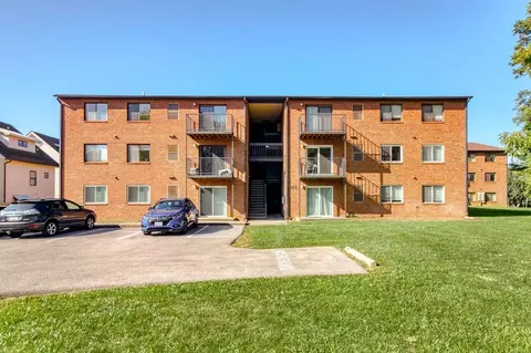 909 Montgomery St #B, Blacksburg, VA 24060
