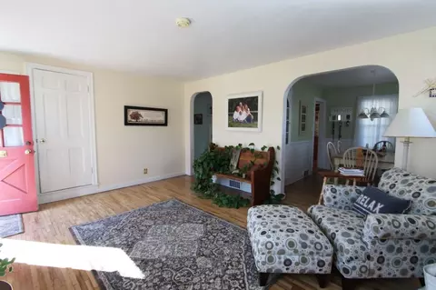 2012 W Petty Rd, Muncie, IN 47304