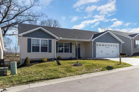 10 E Persimmon Dr, Hamilton, OH 45013 photo 22