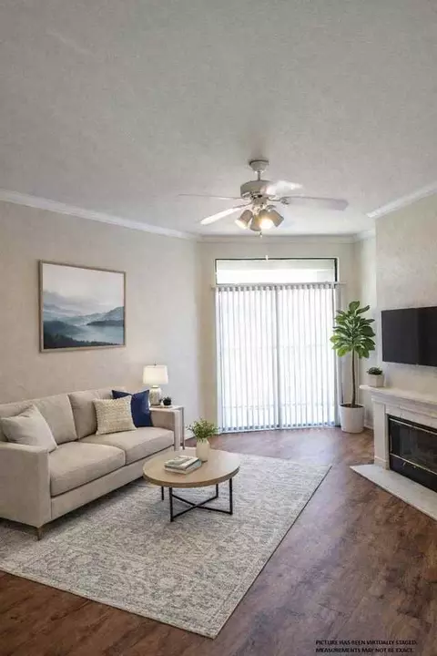 911 N Orange Ave, Orlando, FL 32801