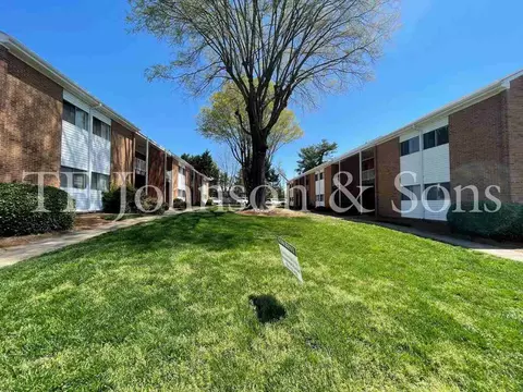 2001 S Main St, Winston Salem, NC 27127