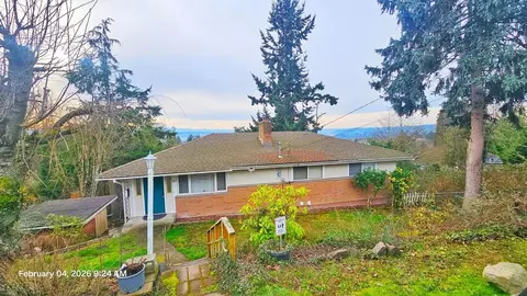 7127 S 130th St, Seattle, WA 98178