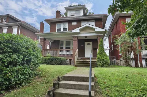 2403 Summit St, Columbus, OH 43202