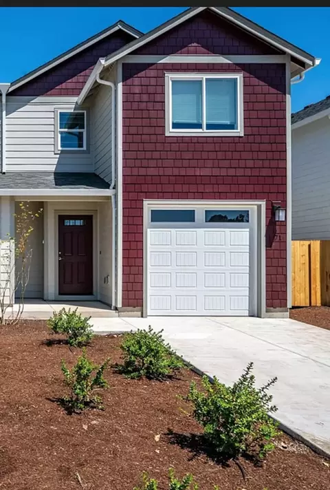 71 Sand Ridge Ct, Lebanon, OR 97355