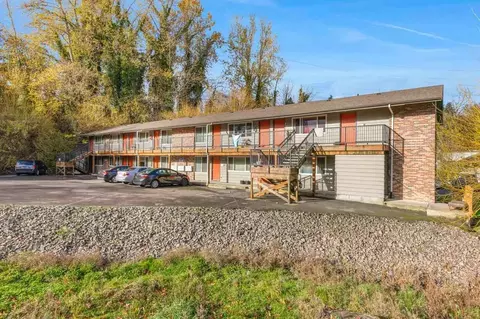 1725 SW Multnomah Blvd #06, Portland, OR 97219
