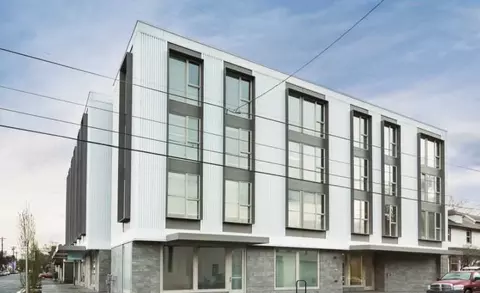 1313 SE Spokane St #307, Portland, OR 97202