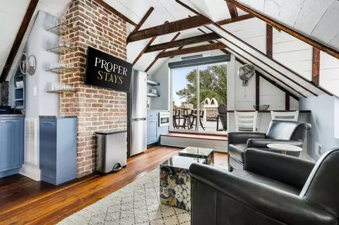 135 Broad St, Charleston, SC 29401