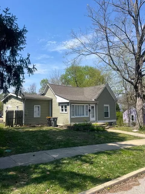 1003 N Woodburn Ave, Bloomington, IN 47404