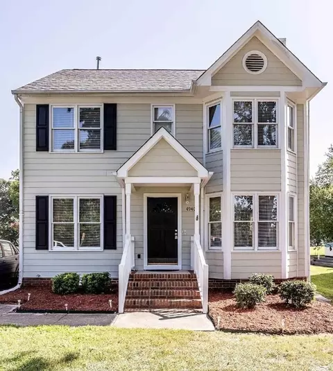 4940 Harbour Towne Dr, Raleigh, NC 27604