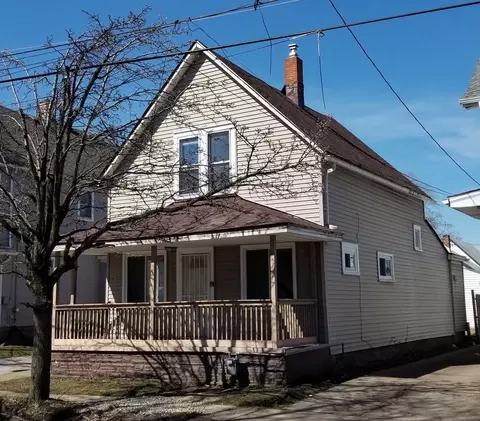 3208 Roanoke Ave, Cleveland, OH 44109