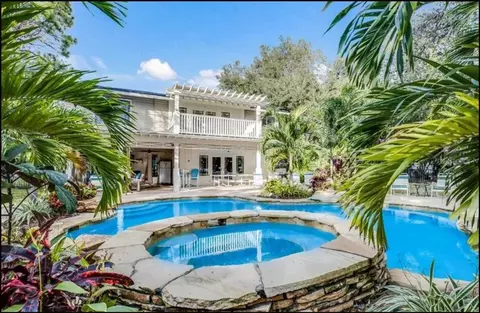 611 89th St NW, Bradenton, FL 34209
