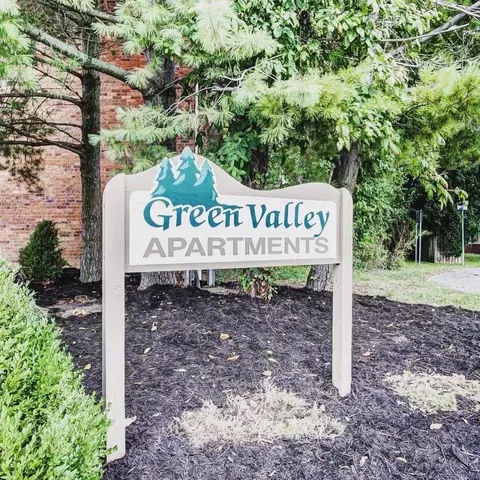 315 Green Valley Dr #64, Mount Vernon, IN 47620