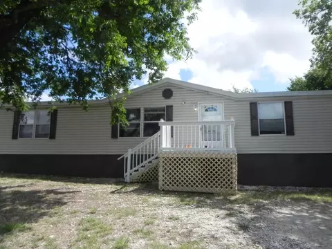 105 Golf Course Rd, Gatesville, TX 76528