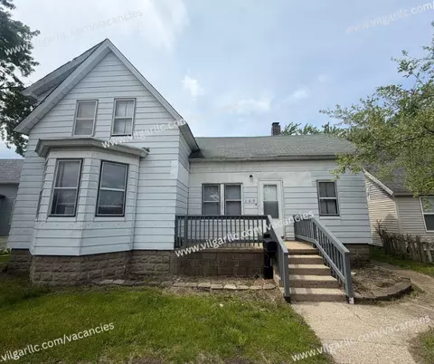 109 Columbia St, Michigan City, IN 46360