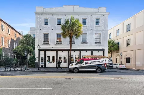 182 E Bay St #202, Charleston, SC 29401