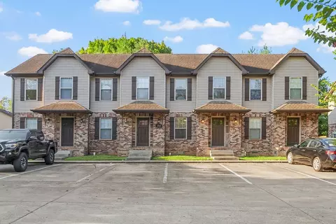 1762 Spring Water Dr, Clarksville, TN 37040