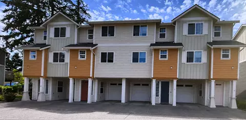 334 9th Ave SE #B7, Puyallup, WA 98372